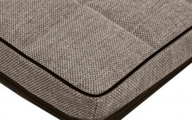 Materac dla psa León Checked w kolorze beżowym z czarnym wykończeniem 80x60x5